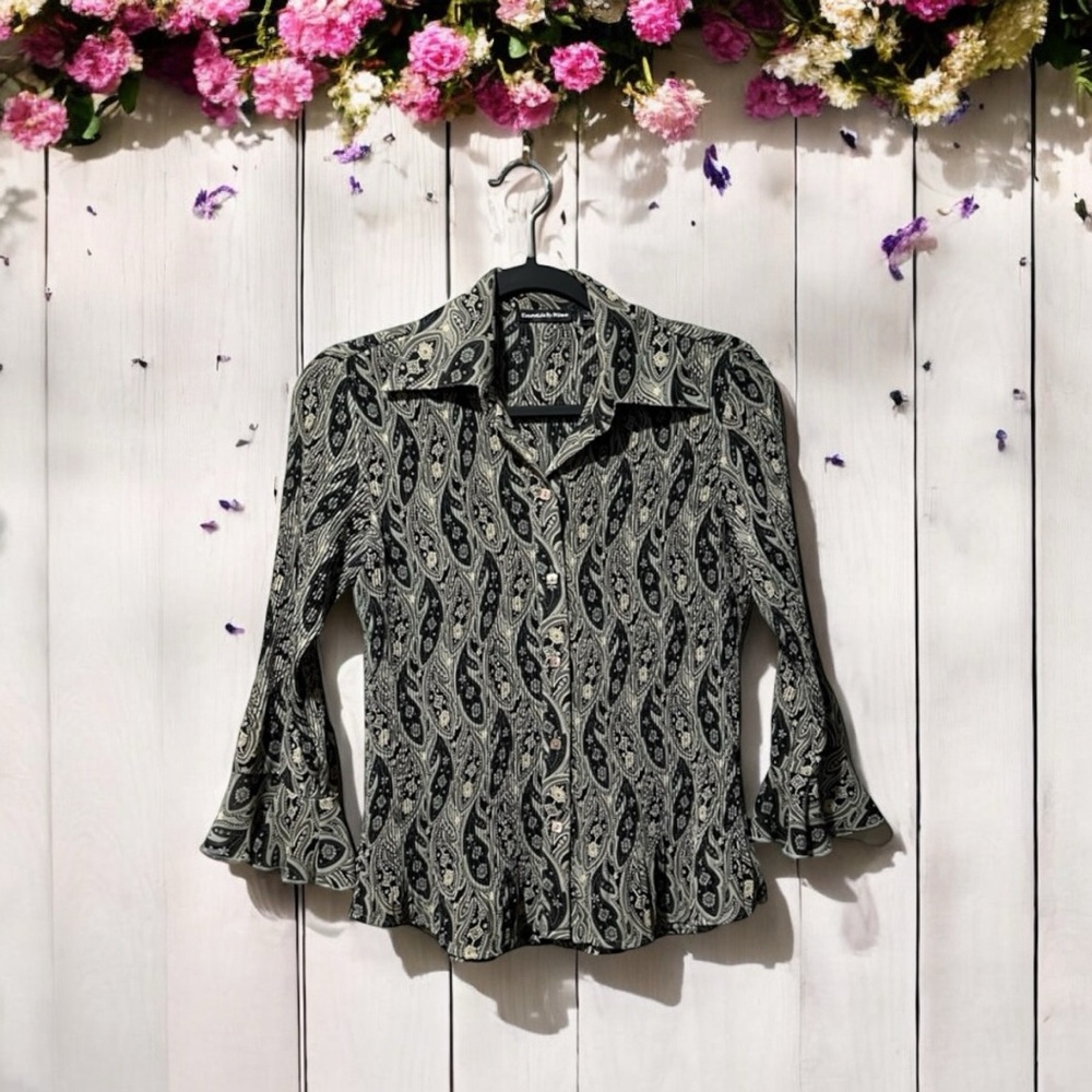 Essentials by Milano Black & Green Tones Leaf/Floral Print l/s Top sz S
